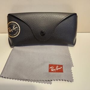 NEW Ray-Ban Black Leather Soft Eye/Sunglass Case w/Black Velvet Lining + Cloth